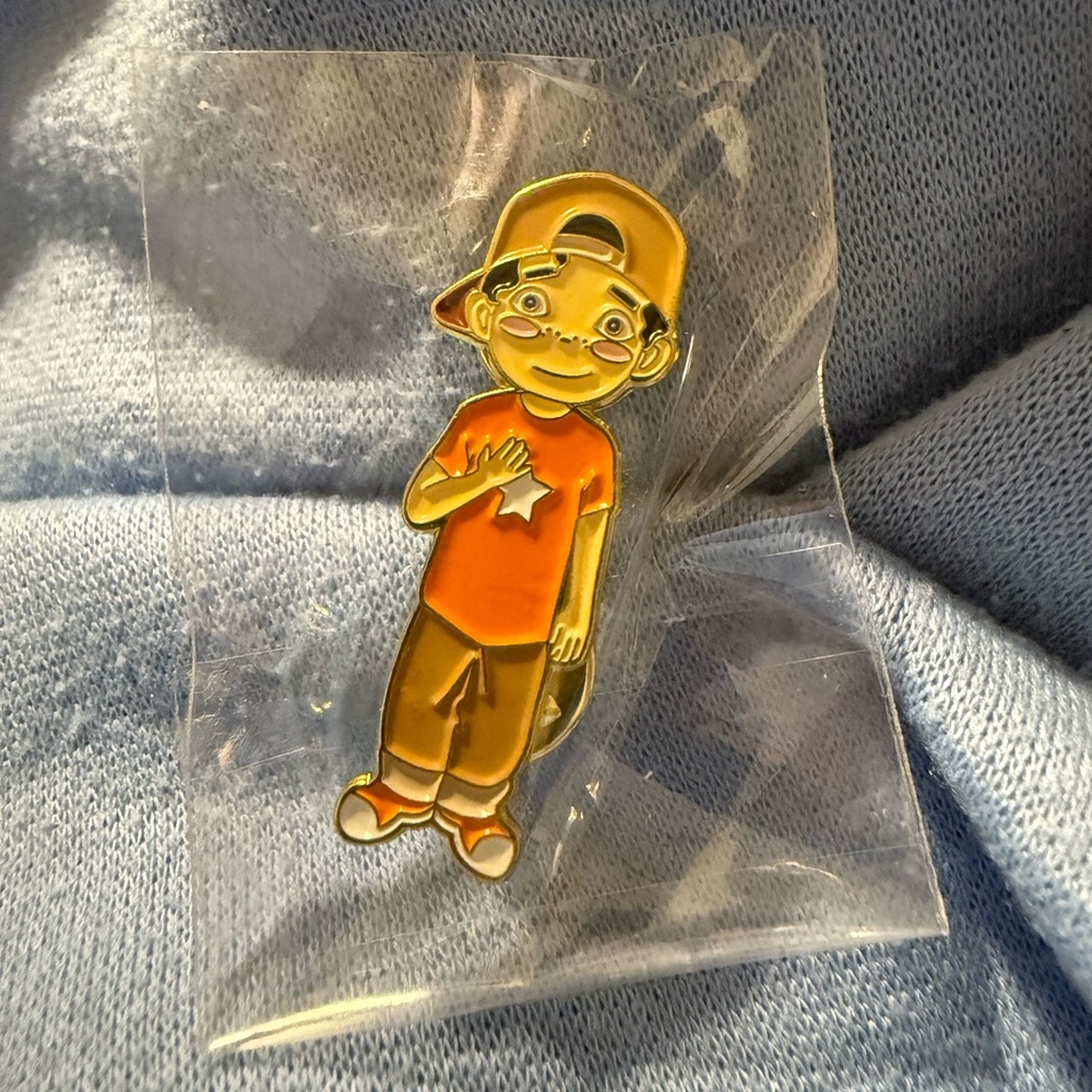 VIPKID Mike Character Pin